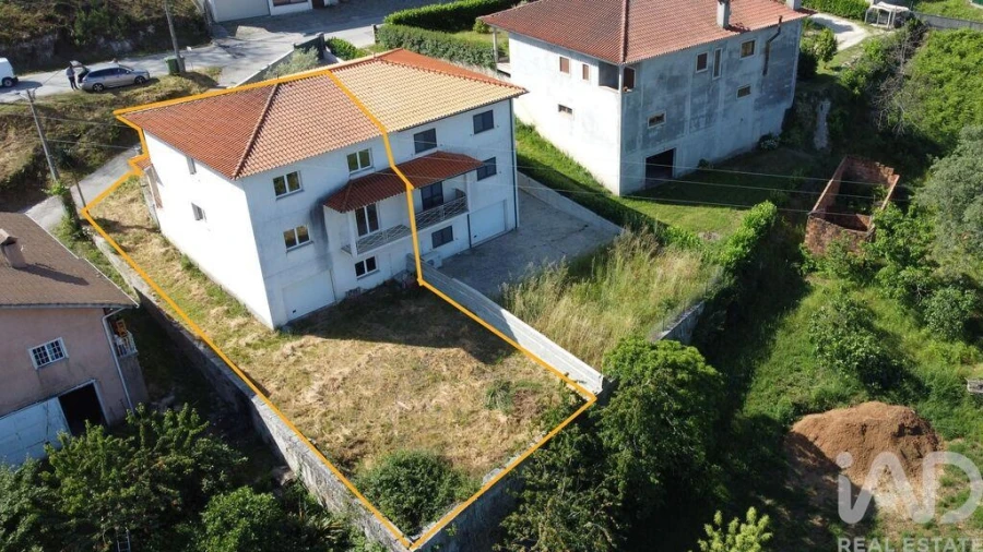 Moradia T3 para Venda em Mões Foto 2