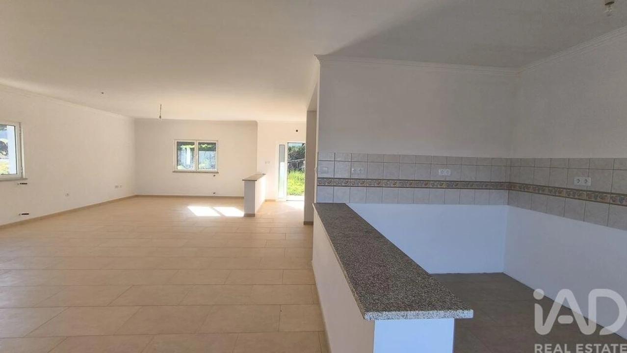 Moradia T3 para Venda em Mões Foto 12
