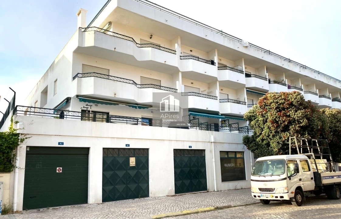 Apartamento T4 para Venda em Costa da Caparica Foto 45