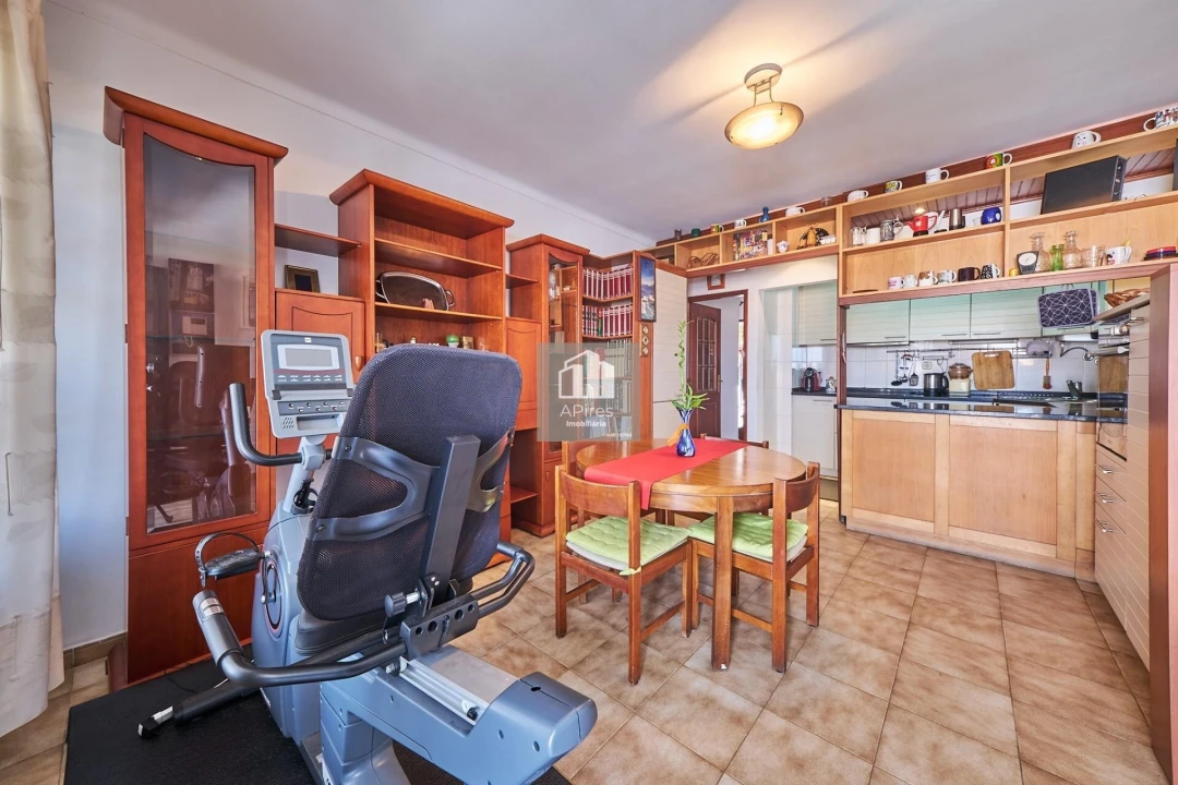 Apartamento T4 para Venda em Costa da Caparica Foto 21