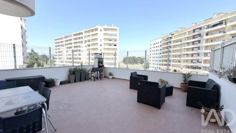 Apartamento T2 para Venda em Rio de Mouro