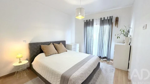 Apartamento T2 para Venda em Rio de Mouro