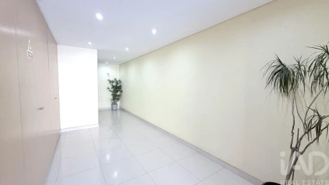 Apartamento T2 para Venda em Rio de Mouro