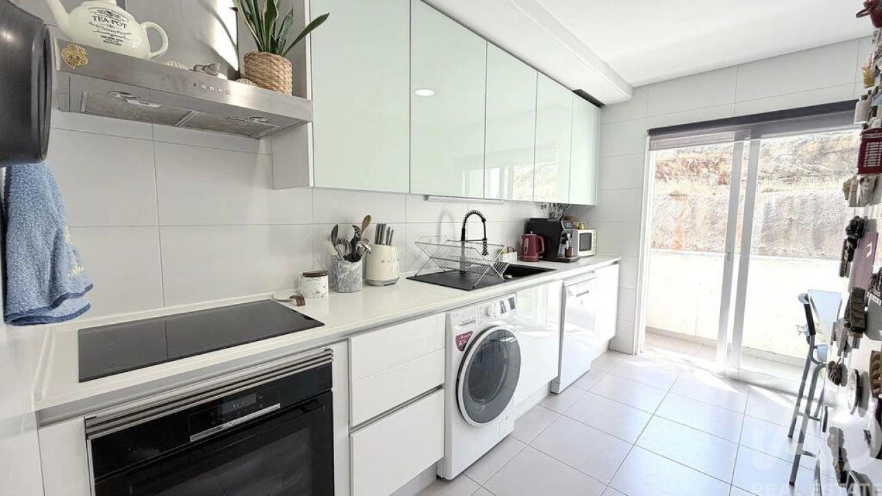 Apartamento T2 para Venda em Rio de Mouro Foto 10