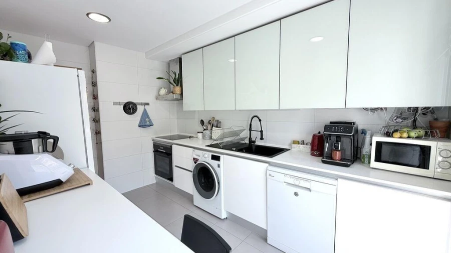 Apartamento T2 para Venda em Rio de Mouro Foto 13