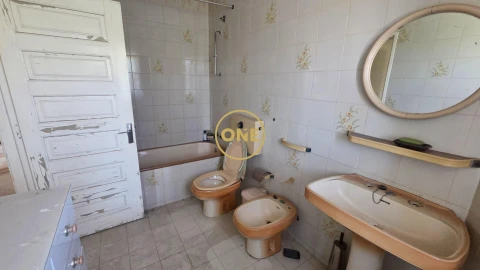 Moradia T4 para Venda em Lousado
