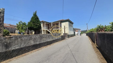 Moradia T4 para Venda em Lousado