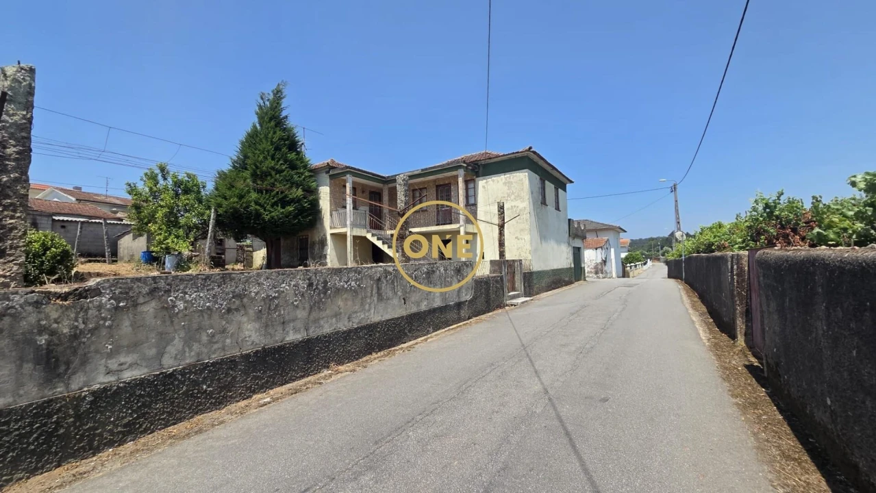 Moradia T4 para Venda em Lousado Foto 11