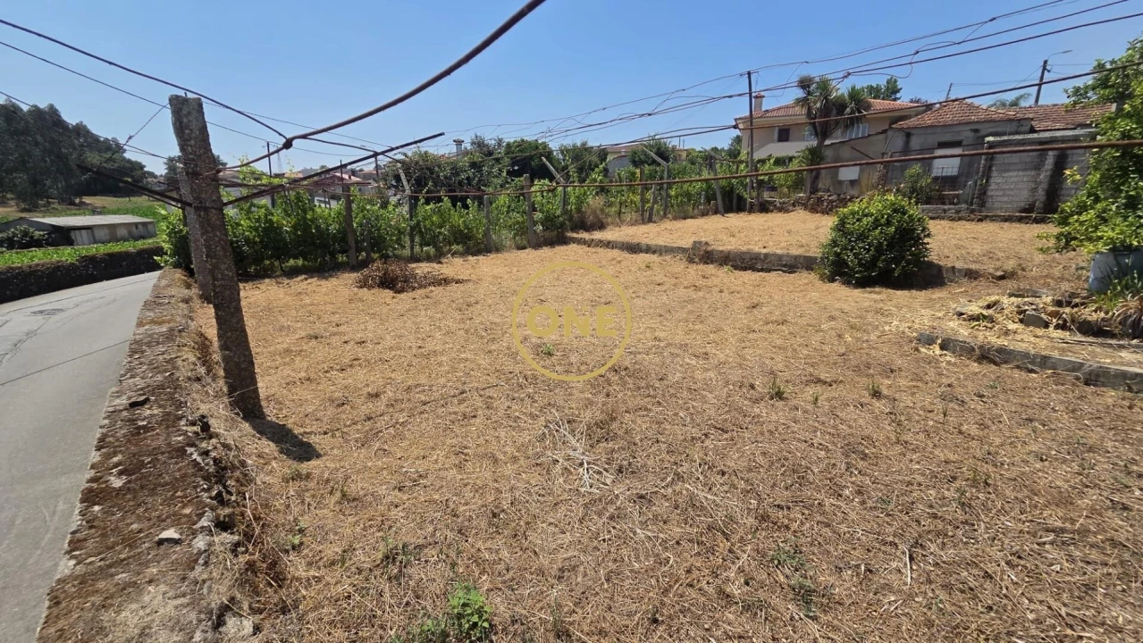 Moradia T4 para Venda em Lousado Foto 53