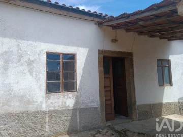 Moradia T2 para Venda em Brunhozinho, Castanheira e Sanhoane