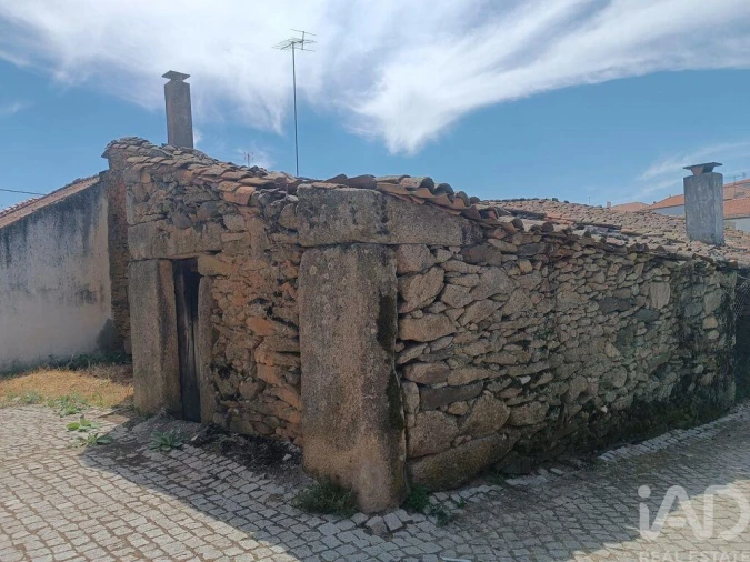 Moradia T2 para Venda em Brunhozinho, Castanheira e Sanhoane Foto 22