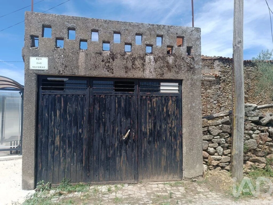 Moradia T2 para Venda em Brunhozinho, Castanheira e Sanhoane Foto 16