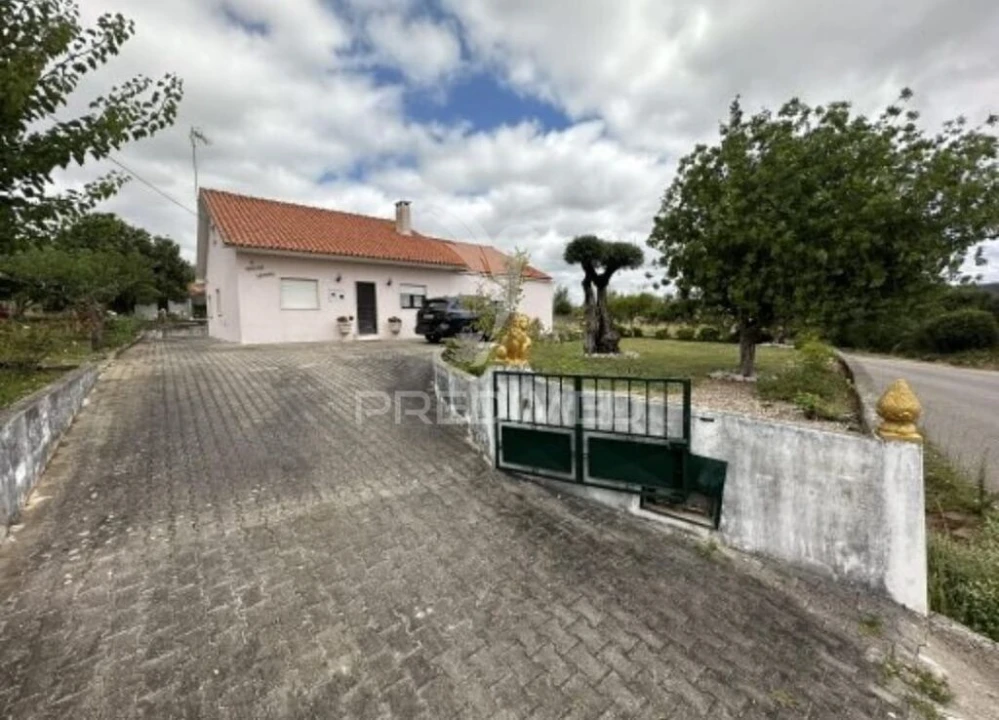 Moradia T3 para Venda em Pussos São Pedro Foto 7