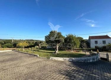 Moradia T3 para Venda em Pussos São Pedro