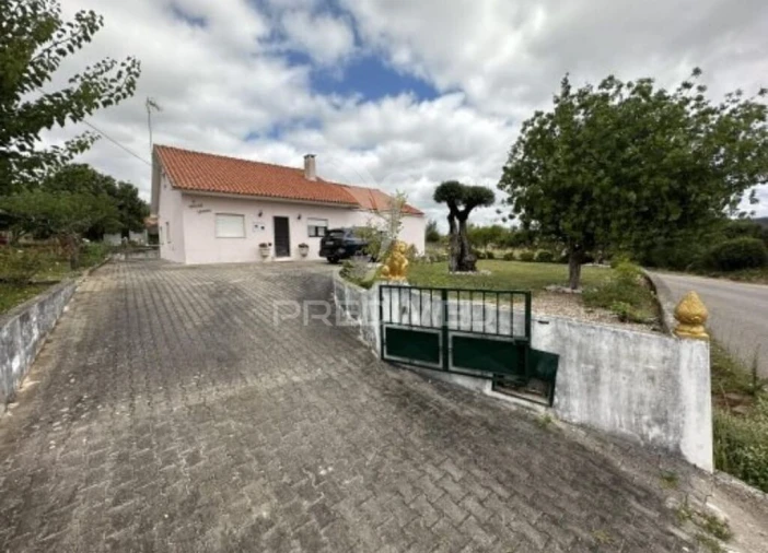Moradia T3 para Venda em Pussos São Pedro Foto 7