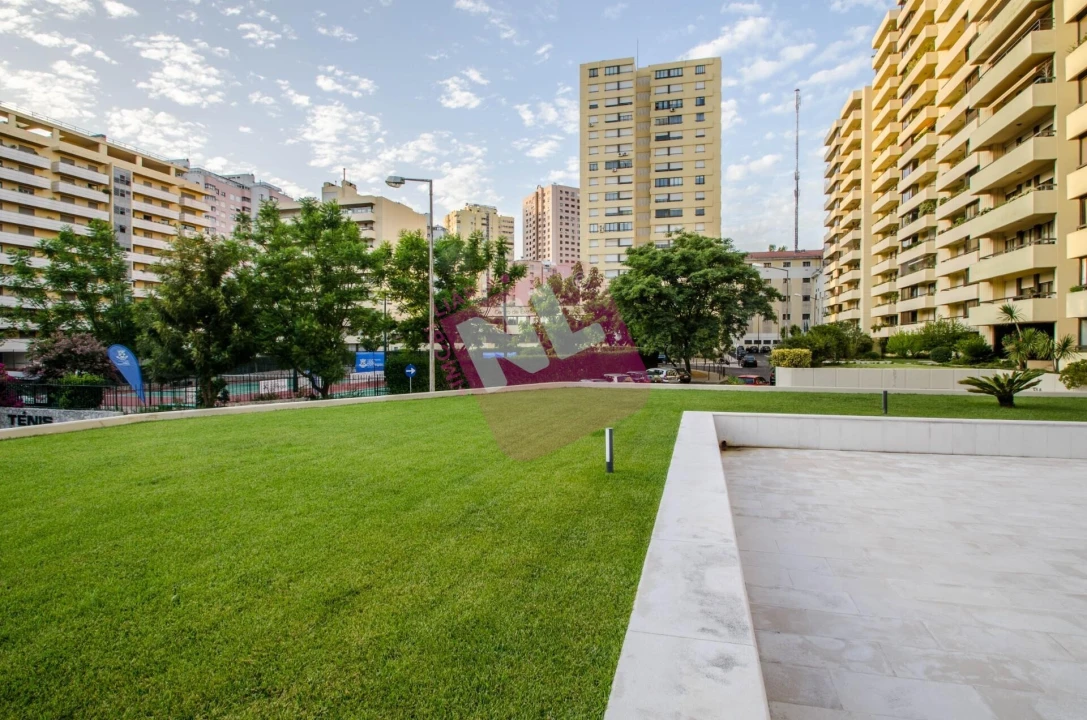 Apartamento T1 para Arrendamento em São Domingos de Benfica Foto 22