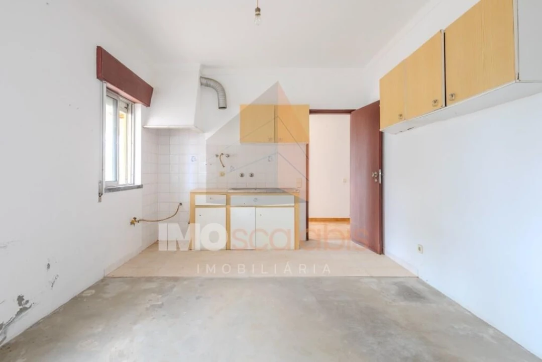 Moradia T4 para Venda em Romeira e Várzea Foto 12