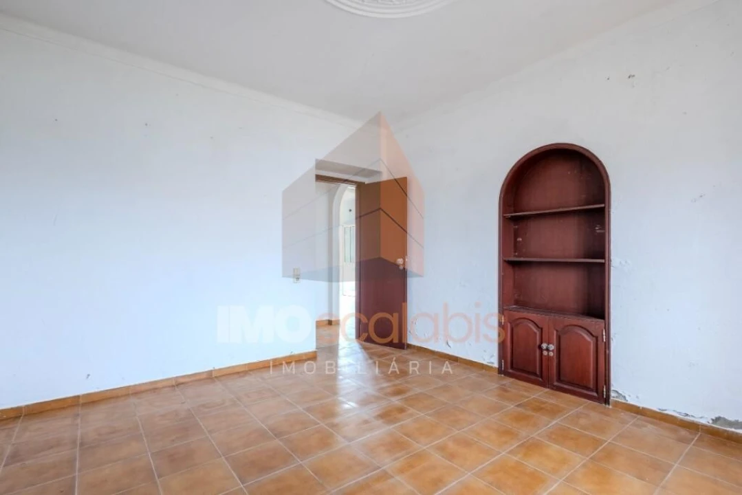 Moradia T4 para Venda em Romeira e Várzea Foto 8