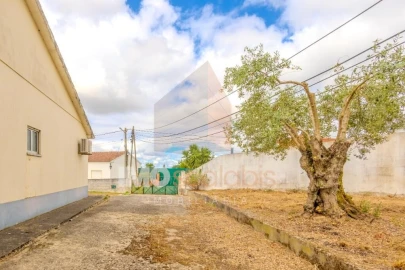 Moradia T4 para Venda em Romeira e Várzea