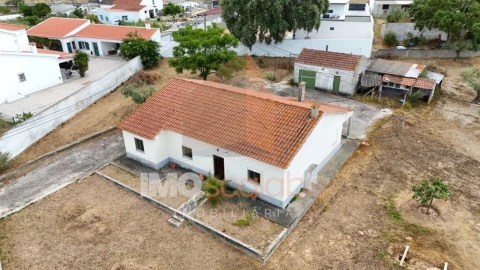 Moradia T4 para Venda em Romeira e Várzea