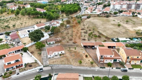 Moradia T4 para Venda em Romeira e Várzea