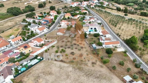 Moradia T4 para Venda em Romeira e Várzea