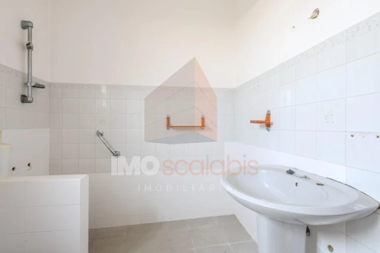 Moradia T4 para Venda em Romeira e Várzea Foto 17