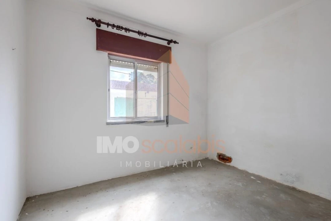 Moradia T4 para Venda em Romeira e Várzea Foto 15