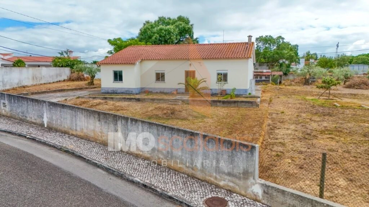 Moradia T4 para Venda em Romeira e Várzea Foto 32