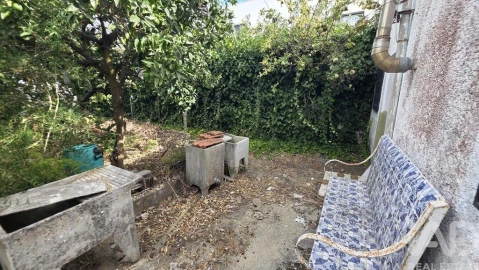 Terreno para Venda em Charneca de Caparica e Sobreda