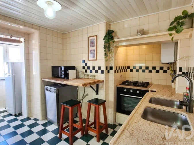Apartamento T1 para Arrendamento em Santo António Foto 19