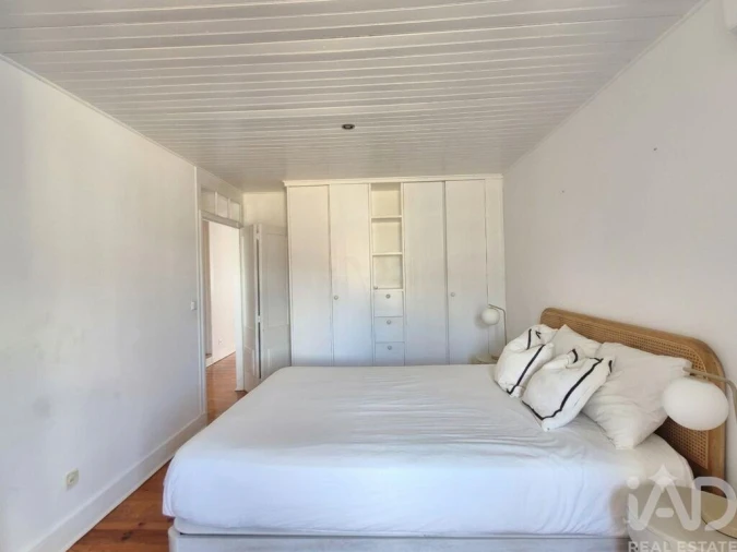 Apartamento T1 para Arrendamento em Santo António Foto 23