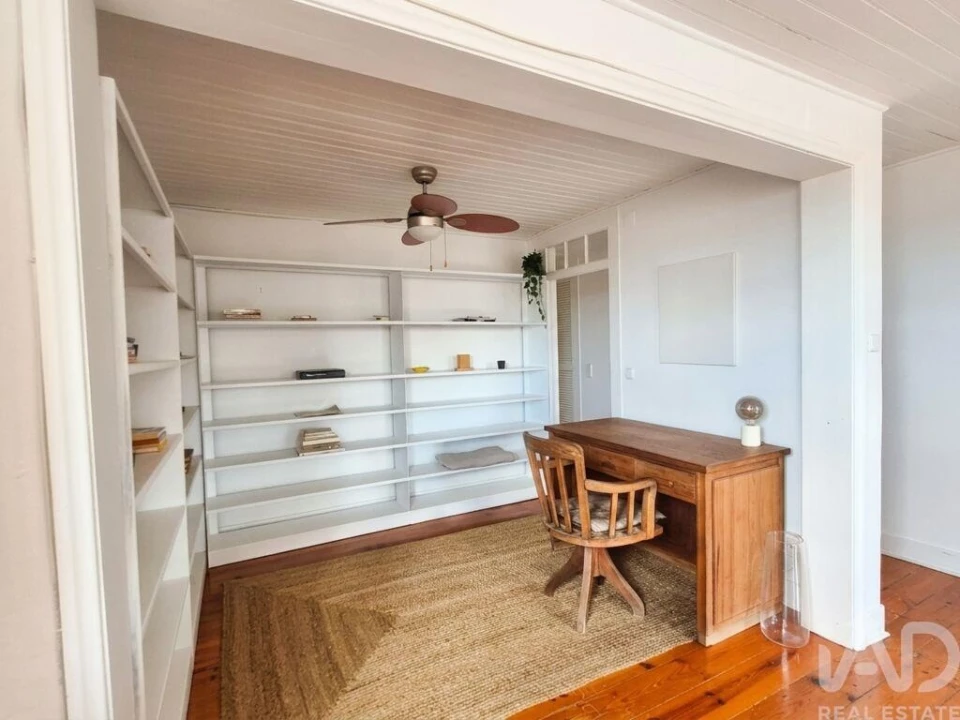 Apartamento T1 para Arrendamento em Santo António Foto 15