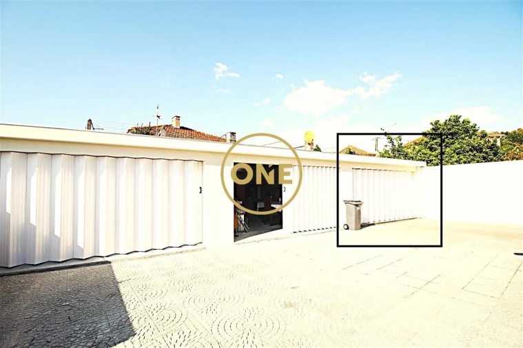 Moradia T3 para Arrendamento em Nogueira e Silva Escura Foto 16