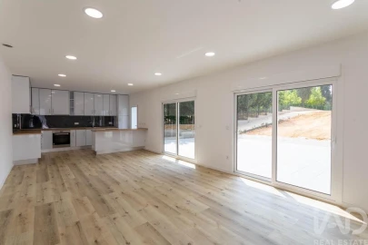 Moradia T3 para Venda em Arcos e Mogofores