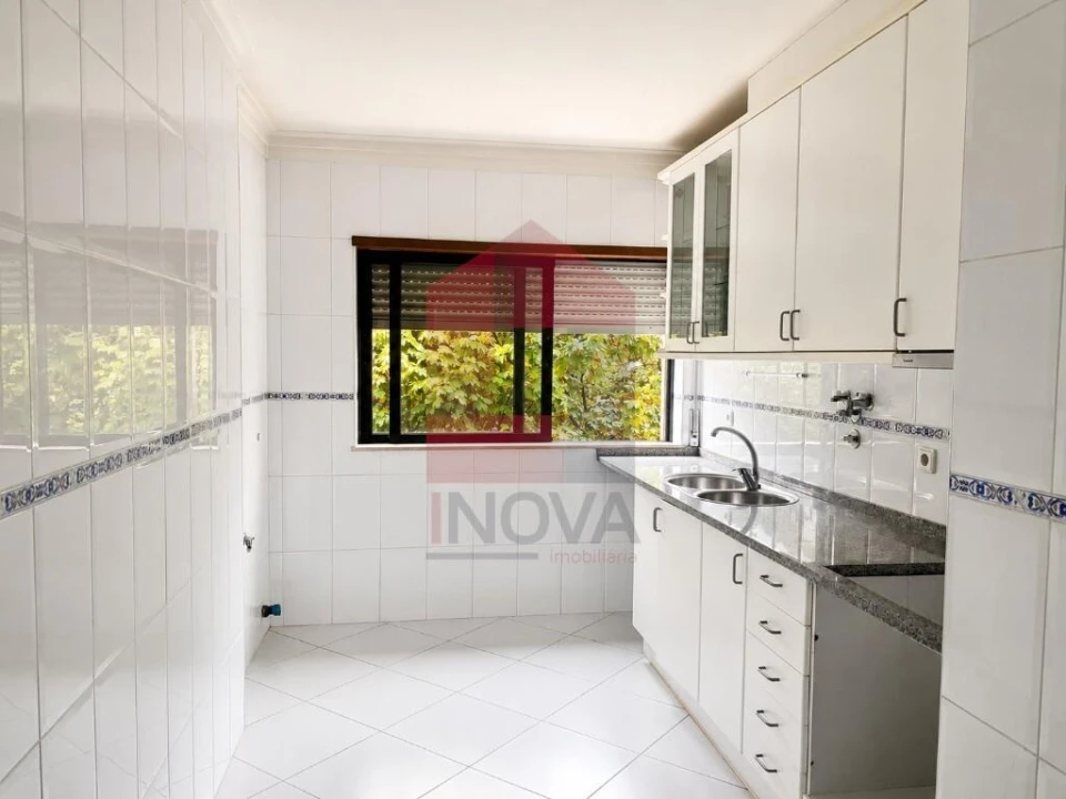 Apartamento T1 para Venda em Nogueira, Fraião e Lamaçães Foto 3