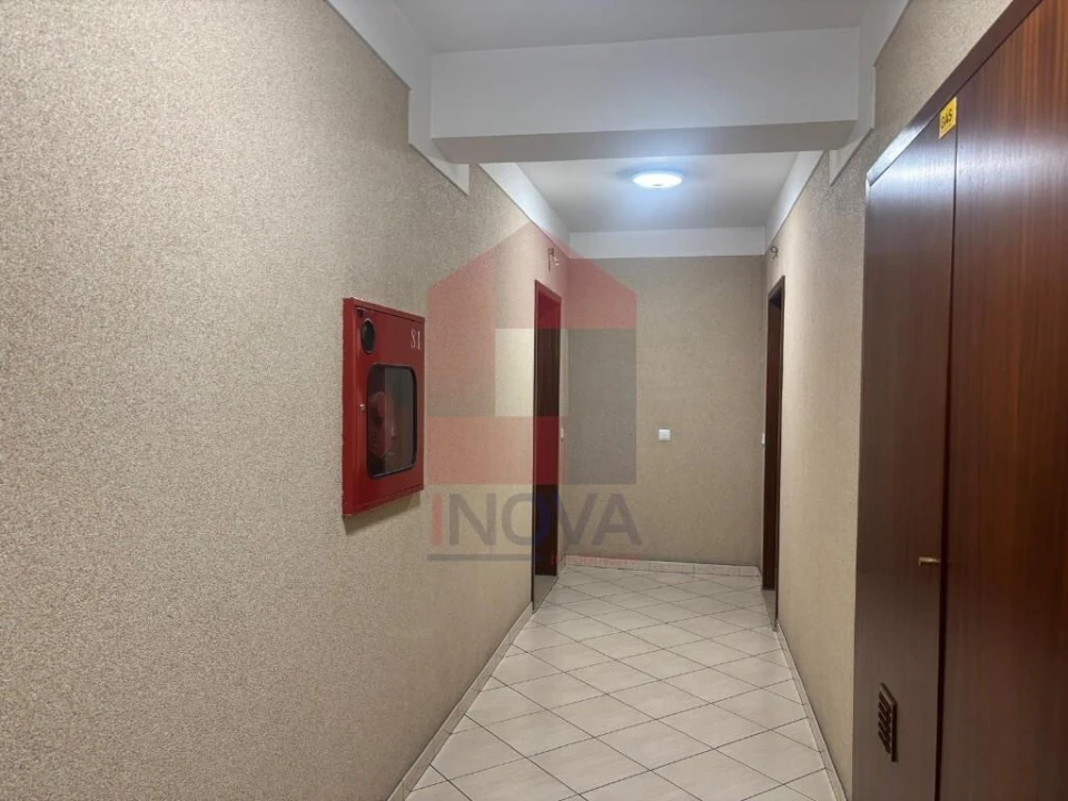 Apartamento T1 para Venda em Nogueira, Fraião e Lamaçães Foto 12