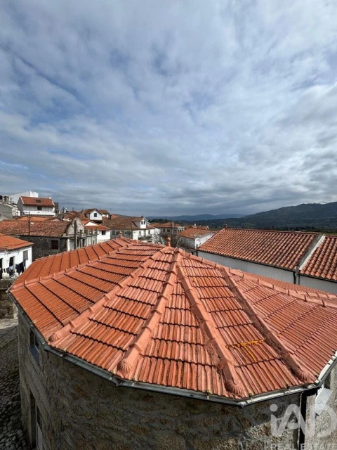 Moradia T3 para Venda em Vale de Azares