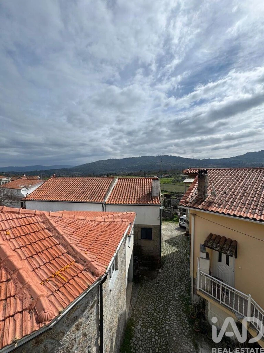 Moradia T3 para Venda em Vale de Azares Foto 22