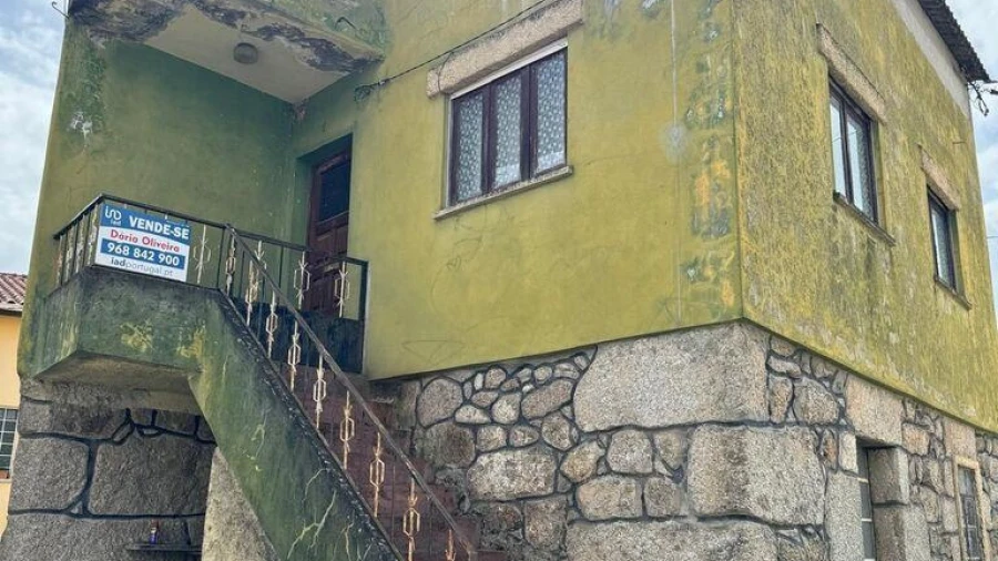 Moradia T3 para Venda em Vale de Azares