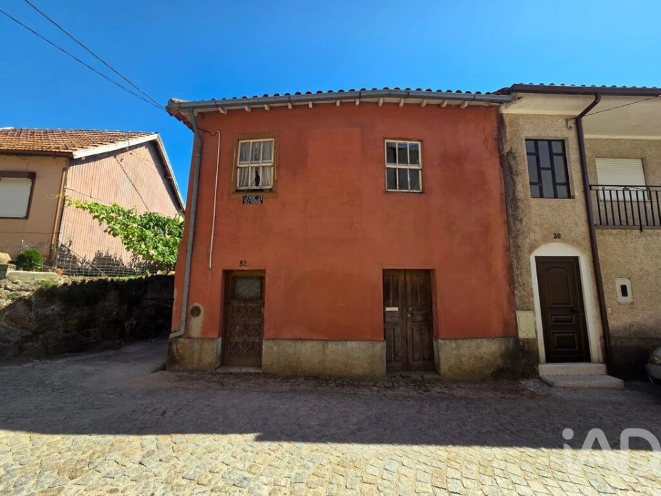 Moradia T2 para Venda em Ovoa e Vimieiro Foto 1