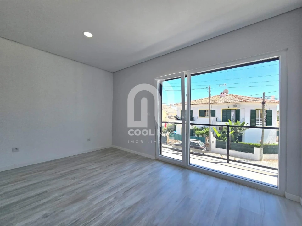 Moradia T3 para Venda em Quinta do Conde Foto 34