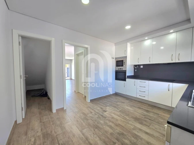 Moradia T3 para Venda em Quinta do Conde Foto 18