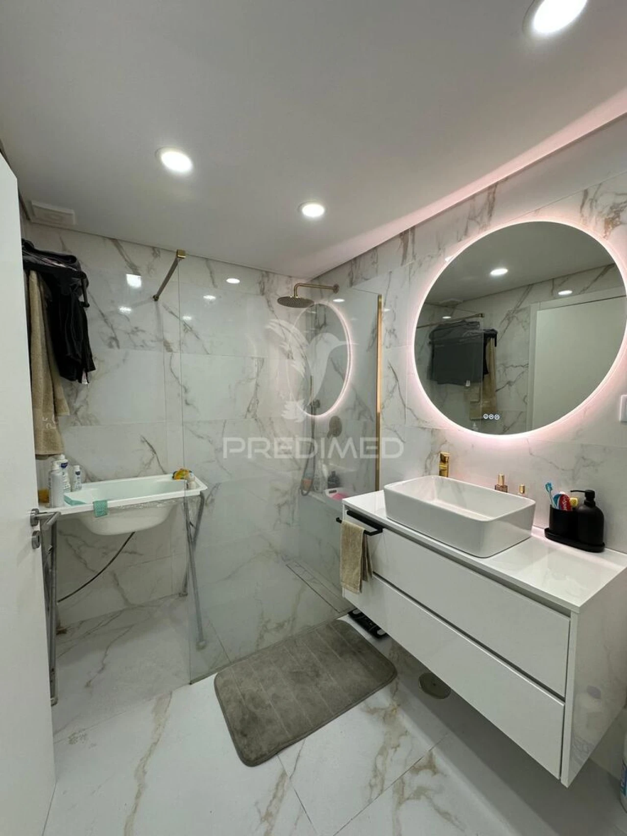 Apartamento T2 para Venda em Charneca de Caparica e Sobreda Foto 12