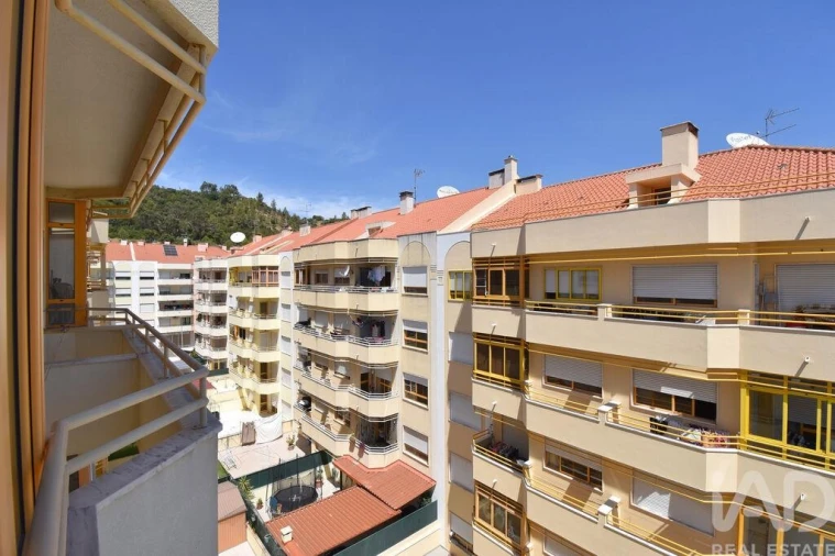 Apartamento T3 para Venda em Castanheira do Ribatejo e Cachoeiras Foto 8