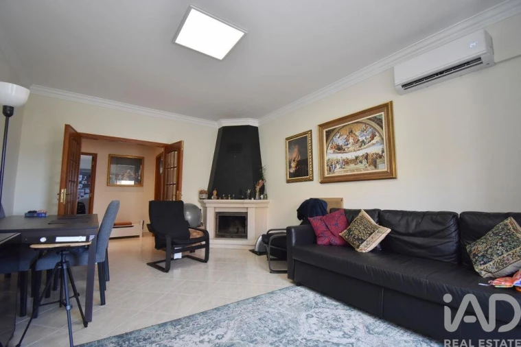 Apartamento T3 para Venda em Castanheira do Ribatejo e Cachoeiras Foto 21