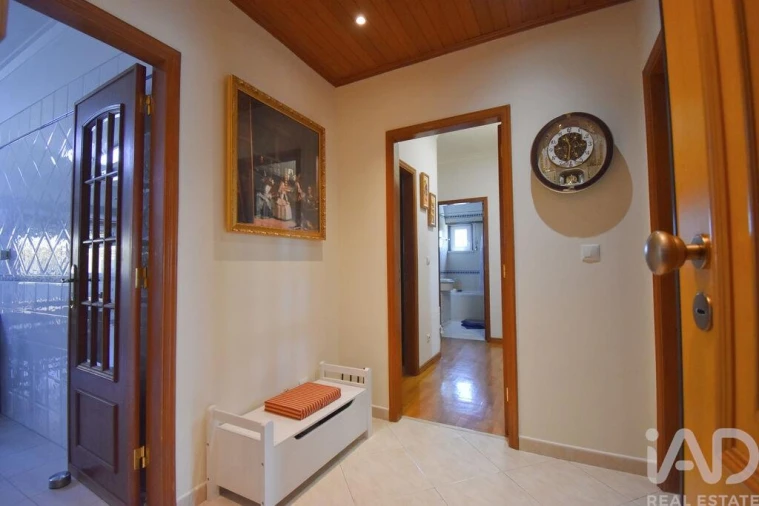 Apartamento T3 para Venda em Castanheira do Ribatejo e Cachoeiras Foto 5