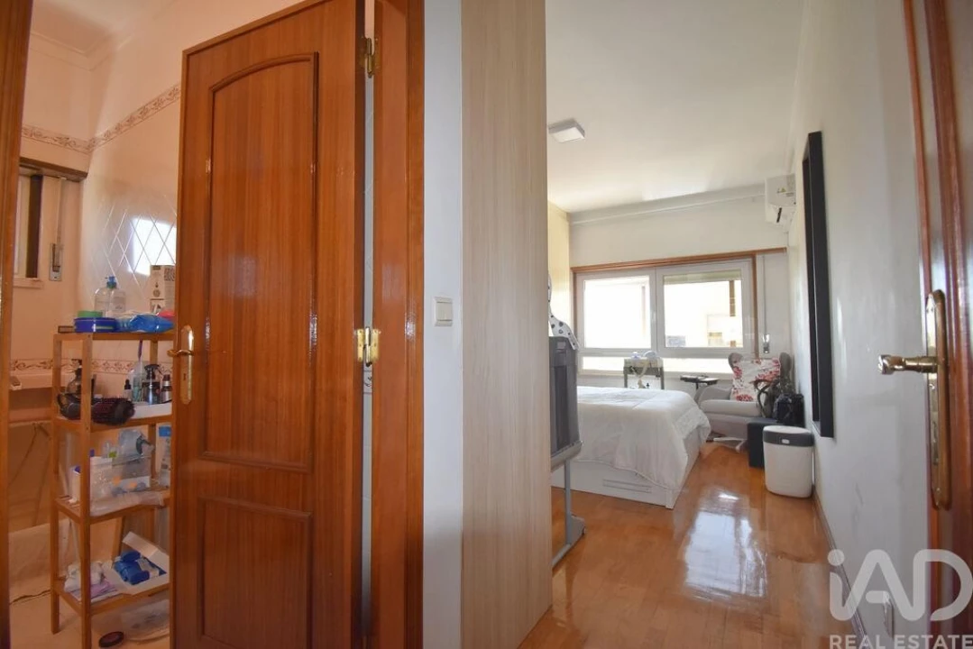 Apartamento T3 para Venda em Castanheira do Ribatejo e Cachoeiras Foto 10