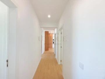Apartamento T3 para Venda em Lagos (São Sebastião e Santa Maria)