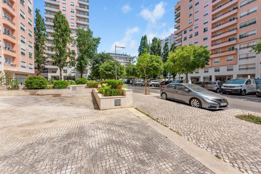 Apartamento T2 para Venda em Lumiar Foto 23